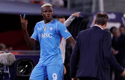 VIDEO Napoli ismijao Osimhena nakon što je promašio penal, a njegov agent zaprijetio tužbom