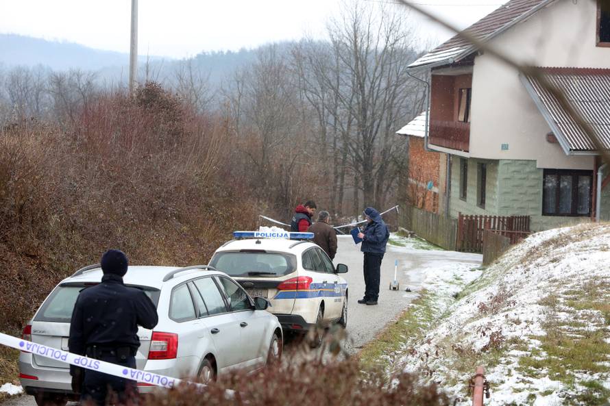 Na podruÄju VukmaniÄa izgorio osobni automobil u kojem je stradala nepoznata osoba