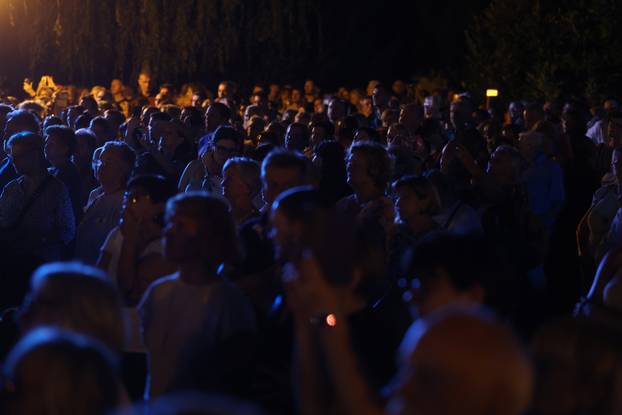 Zagreb: Koncert u čast preminulih glazbenika Arsena Dedića i Gabi Novak te njihova sina Matije Dedića