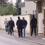 &Ccaron;epin:  Policija i djelatnici USKOK-a ispred ku&cacute;e Dragana Bakovi&cacute;a zvanog Bambur
