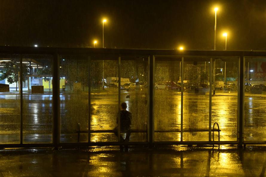 U Zagreb stiglo najavljeno pogošanje vremena