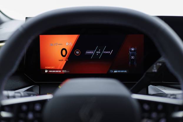 RENAULT CLIO VI FULL HYBRID E-TECH (RB3B1 HEV)