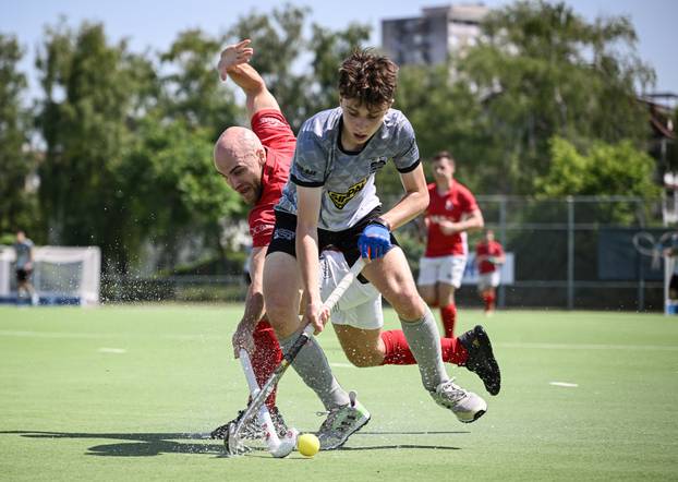 Zagreb: Hokej na travi, HAHK Mladost protiv HK Concordia 1906