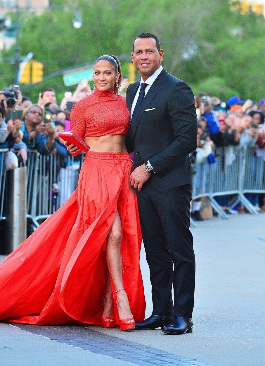 Jennifer Lopez and Alex Rodriguez attend the 2019 CFDA Fashion Awards
