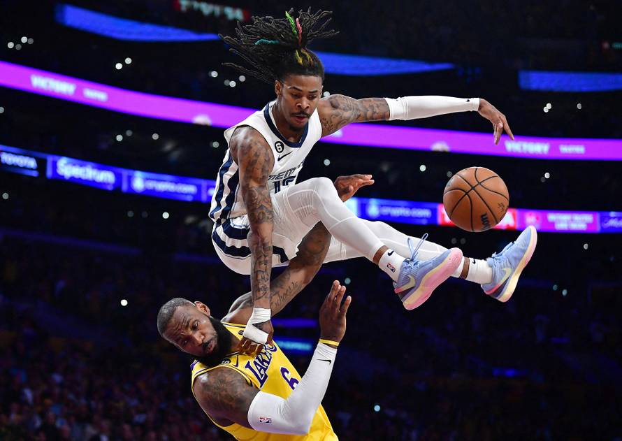 NBA: Playoffs-Memphis Grizzlies at Los Angeles Lakers