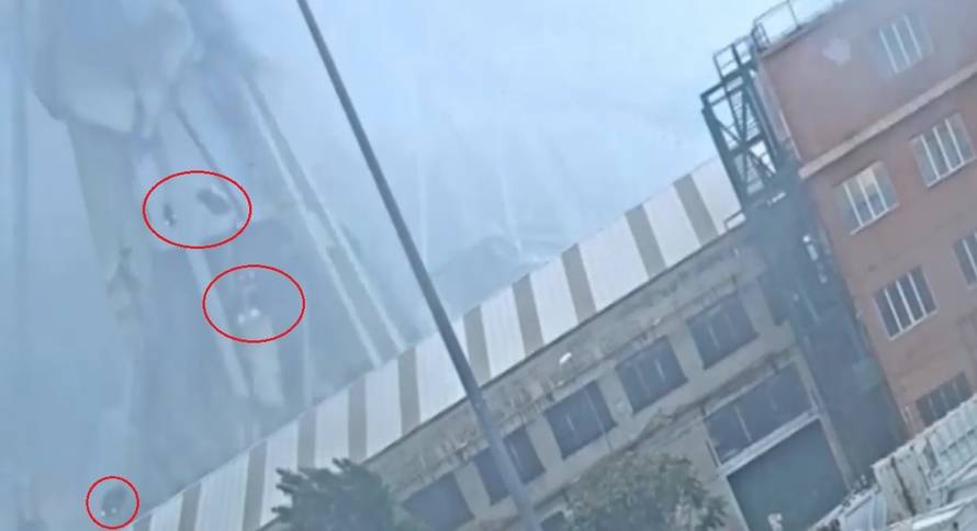 Nikada viđena snimka: Kamioni i automobili padali su u smrt...