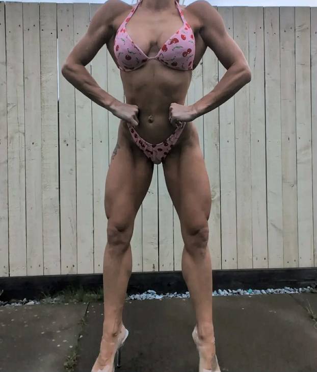 FOTO Kada joj vide tijelo, nitko ne vjeruje da ima dvoje djece