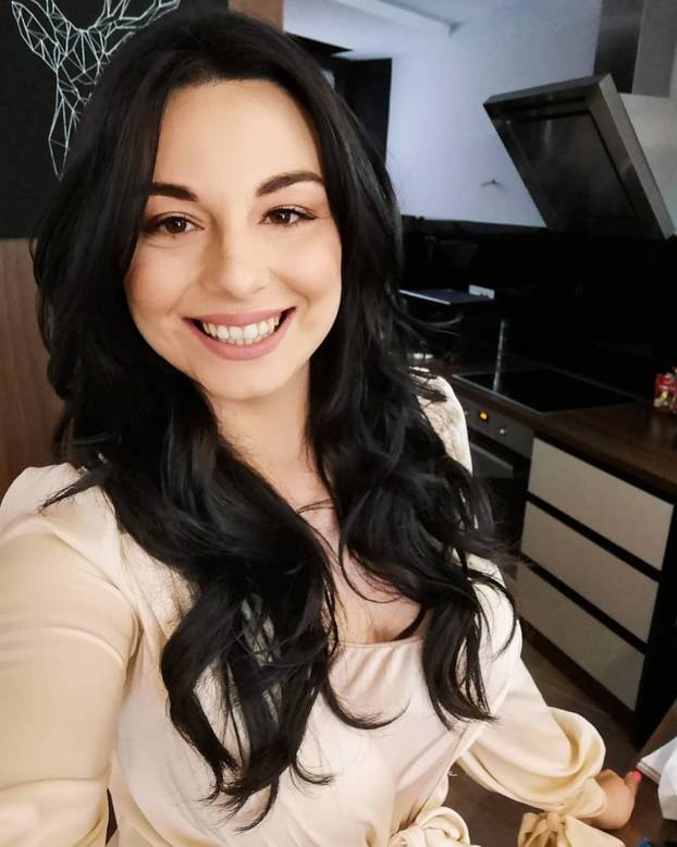 Skinula je 10 kilograma nakon toksične veze: Evo kako je prije izgledala Bojana iz 'Braka'...