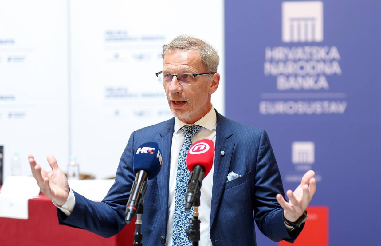 Vujčić: Inflacija do 2025. pada na dva posto, ali postoji i rizik...