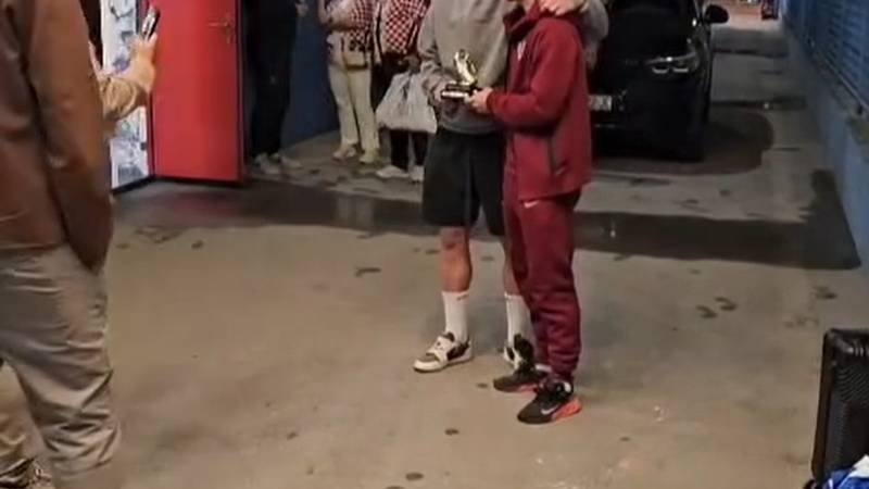 VIDEO Modrić zabio u Varaždinu pa uručio nagradu najboljem s