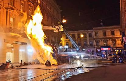 Od topline vatrene stihije u Zagrebu su popucala stakla na zgradi, dvojica teško opečena