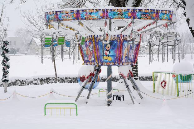 Snijeg je prekrio Sisak 