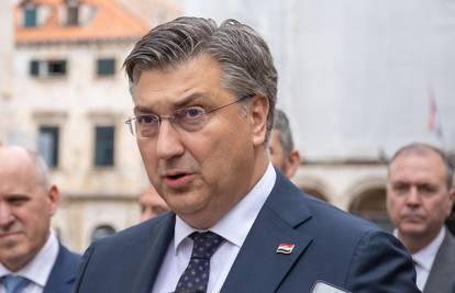 Plenković lagodno prije izbora može dijeliti šakom i kapom