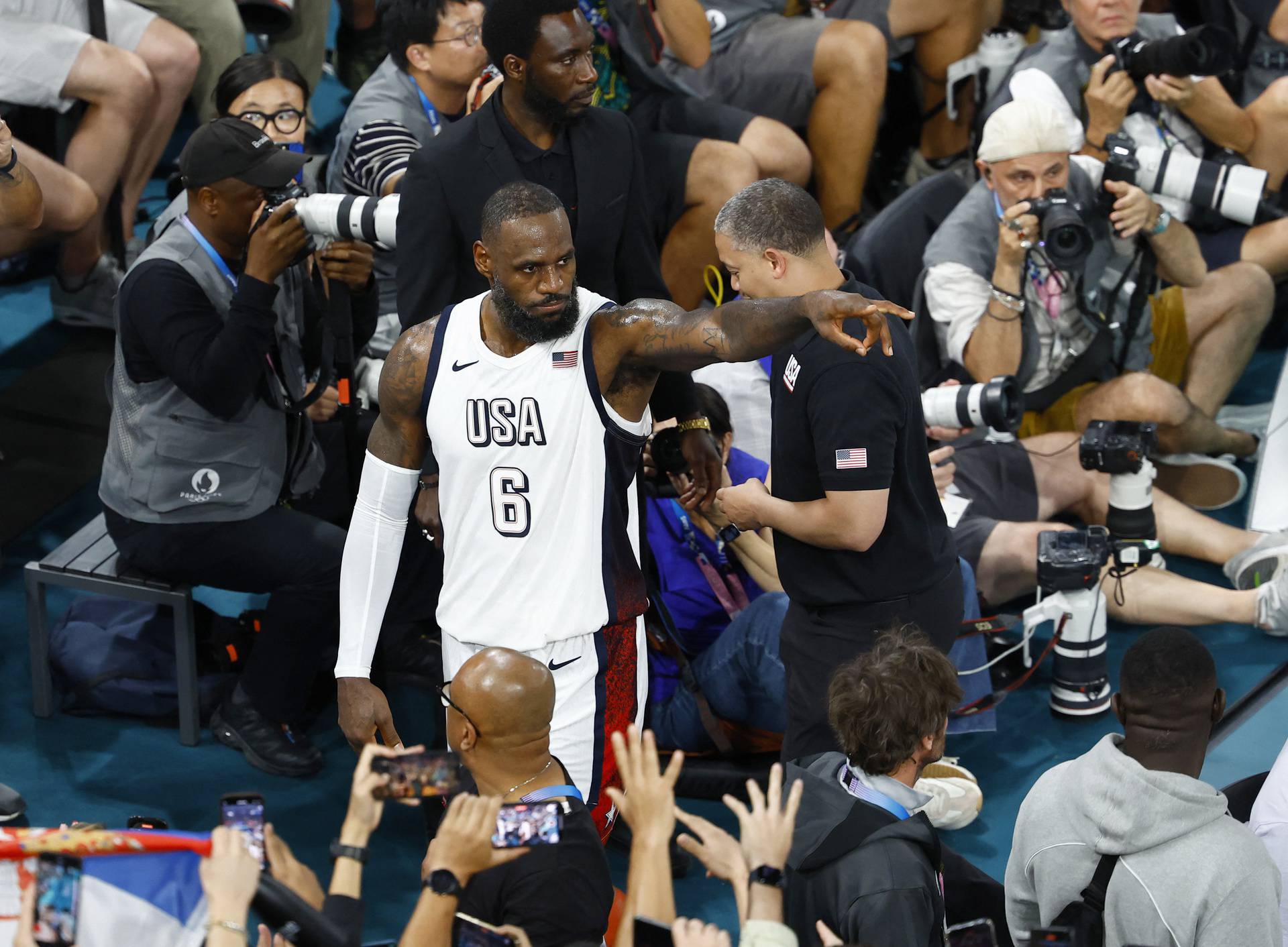 Basketball - Men's Semifinal - United States vs Serbia