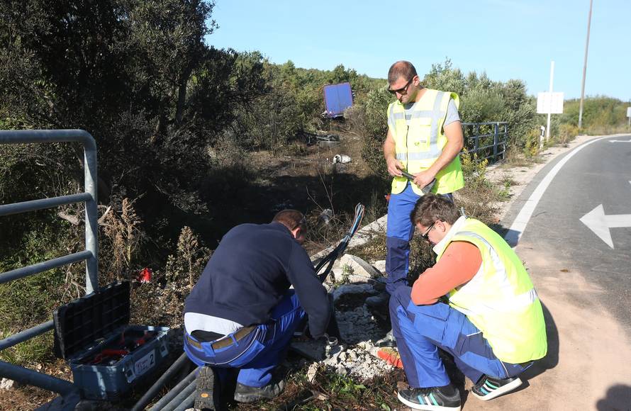 Stravična smrt: Tegljač sletio s ceste i zapalio se, vozač izgorio