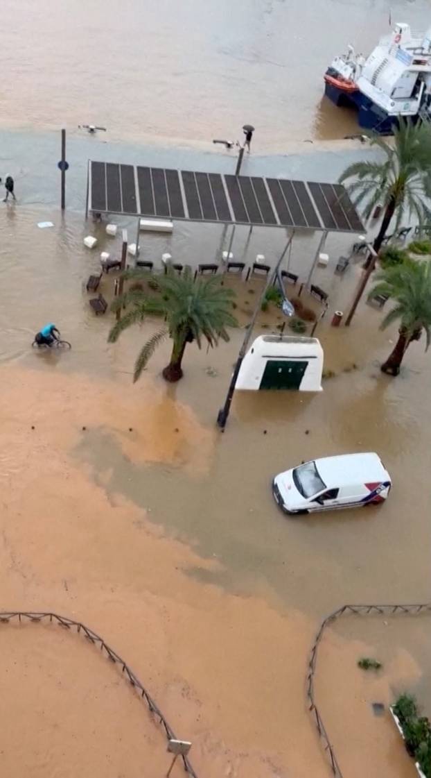 Storm Gabrielle floods Ibiza streets