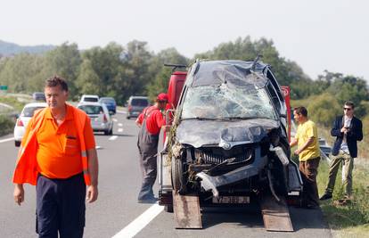 Autom izletjeli s autoceste, u nesreći ozlijeđeno pet Čeha