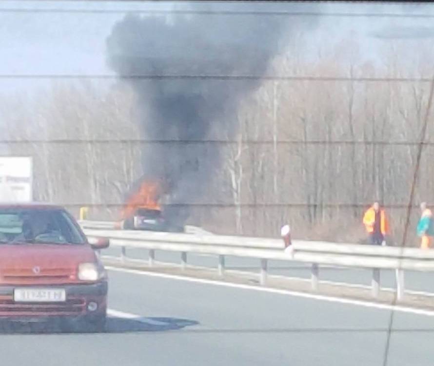 Buktinja na A3 kod Novske: Citroen je u potpunosti izgorio