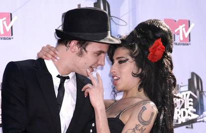 Bivši suprug Amy Winehouse se prisjetio braka s pjevačicom: 'Sad bih sve uradio drugačije...'