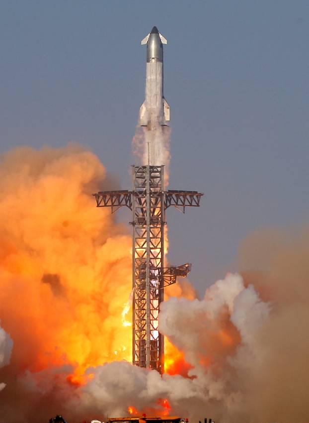SpaceX's next-generation Starship spacecraft atop its Super Heavy booster is launched