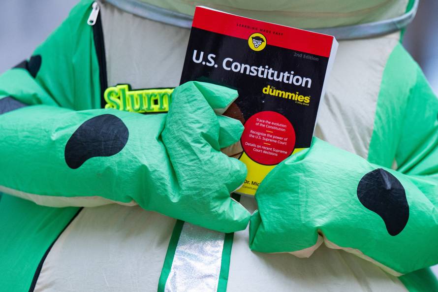 Portland Frogs Visit Congressional Offices on Capitol Hill