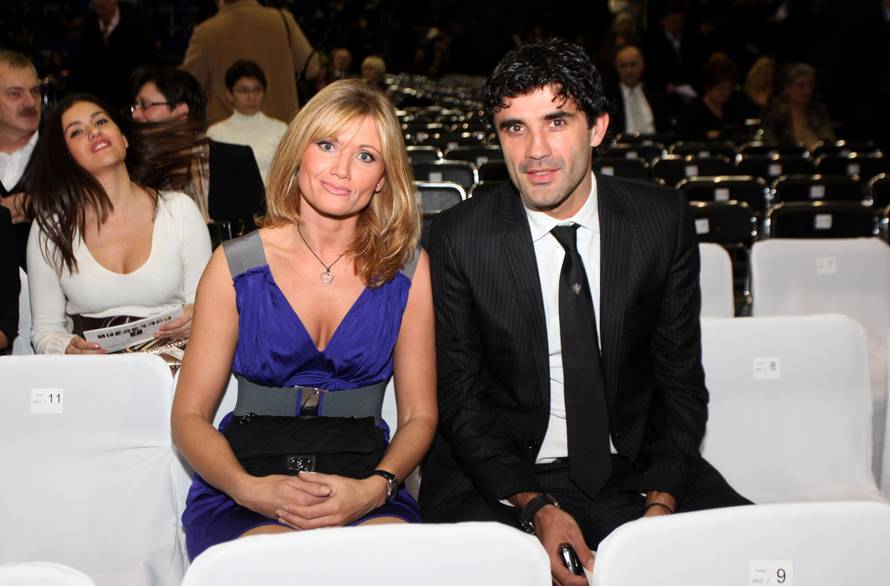 Tko su žene posrnulih dinastija: Nakon izbijanja afera pokreću se razvodi i bježi iz države...