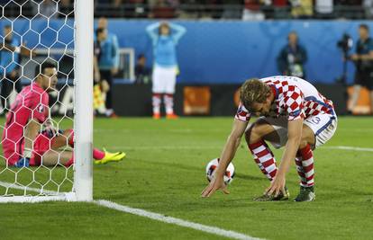 Ivan Strinić: Ja opet krivac?! Ma neka, znam se nositi s tim