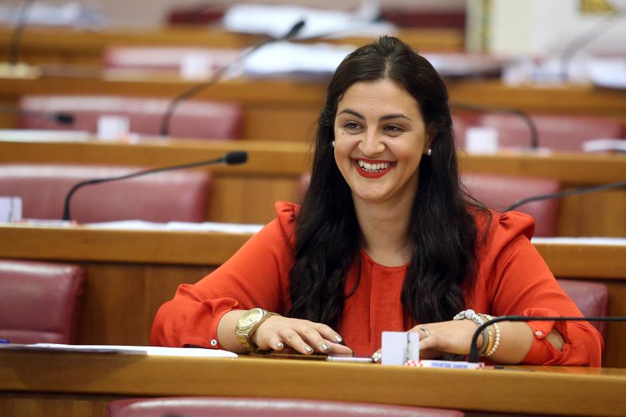 Zastupnice sa stilom: One su unijele boje i živost u Sabor