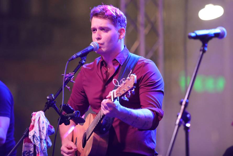 Osijek: Koncert-Dine Petrića i Jure Brkljače pod nazivom Moj galebe