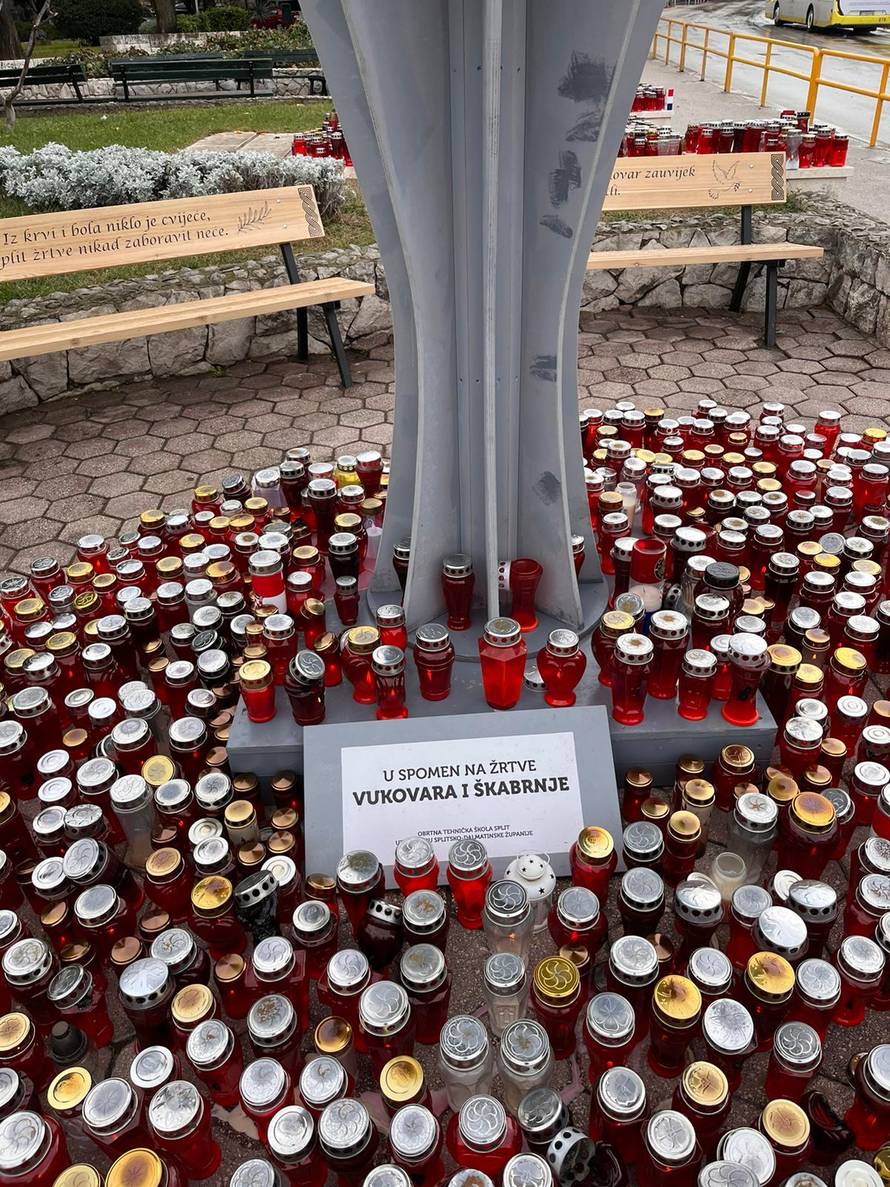 Splitski srednjoškolci postavili impresivnu maketu Vodotornja na početak Vukovarske ulice