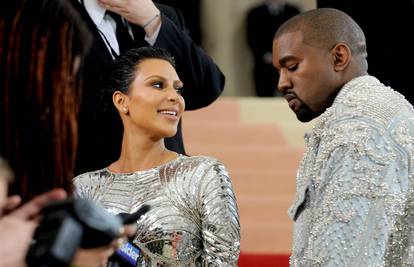 Kim Kardashian ljuta jer joj je Kylie Jenner 'ukrala' slavu