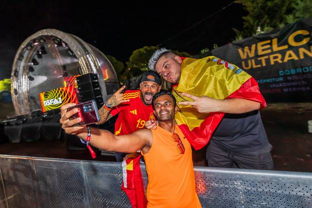 Split: Druga večer Ultra Europe Festivala, slavlje španjolskih navijača nakon pobjede na Euru