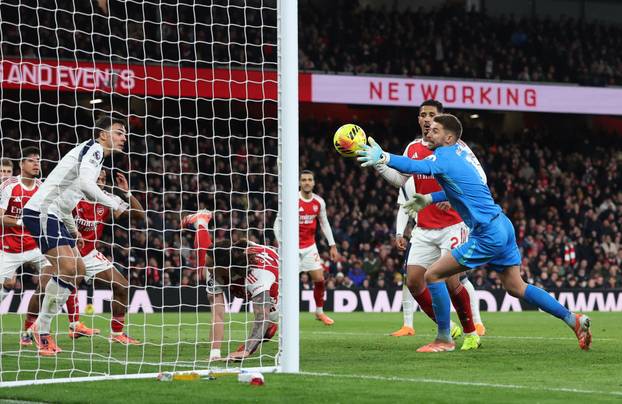 Premier League - Arsenal v Tottenham Hotspur