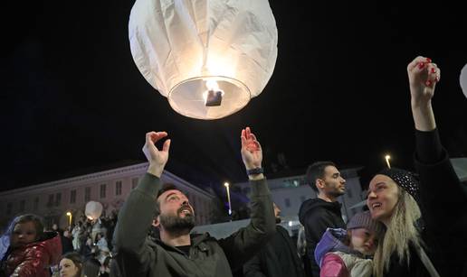 VIDEO Šibenčani u nebo poslali lampione s dobrim željama