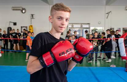 Ukrajinski boksač (14) u Zadru: Podigao sam pehar u čast svojoj domovini. Tata mi je u ratu...