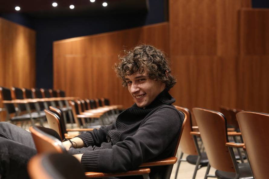 Moja_Nuklearna_Ljubav