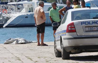 Na Visu umro starac, a leš žene našli u moru u Splitu