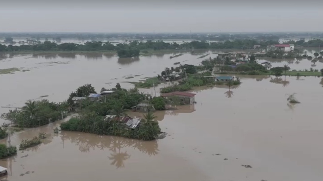 VIDEO Tajfun pogodio Filipine, najmanje osam mrtvih: Kuće su uništene, naselja pod vodom