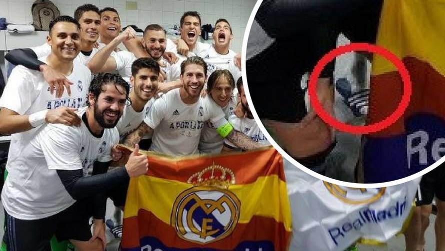 Ronaldo i u natikačama stoji na prstima kako bi izgledao viši...