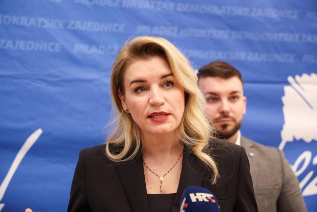 Tribina pod nazivom "Može li Hrvatska mladima osigurati priuštivo stanovanje?"