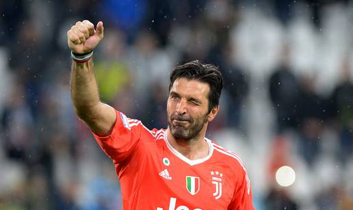 Legendarni Buffon oprostio se emotivnom i kratkom porukom