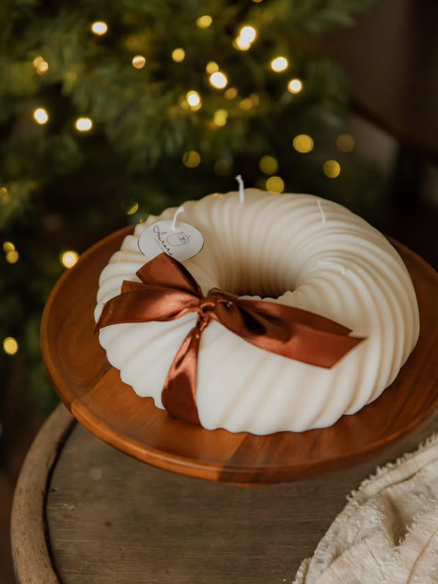 Naši umjetnici i dizajneri nude ukrase za Božić: Šalice se zlate, a vezeni vijenci su najtraženiji