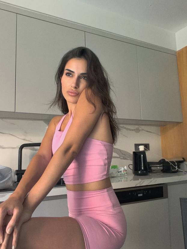 FOTO Nova miss Fernandes se vraća u HNL! Bivši dinamovac zaigrat će ponovno u Hrvatskoj