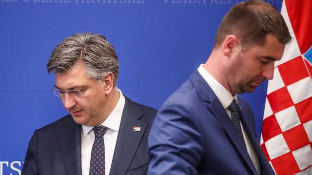 Premijer Andrej Plenkovi? i ministar Davor Filipovi? nakon susreta sa slovenskom delegacijom