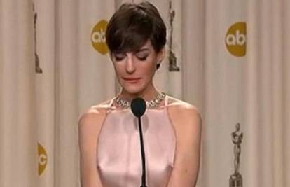 Anne je plakala na Oscarima: Imala sam san i on se ostvario