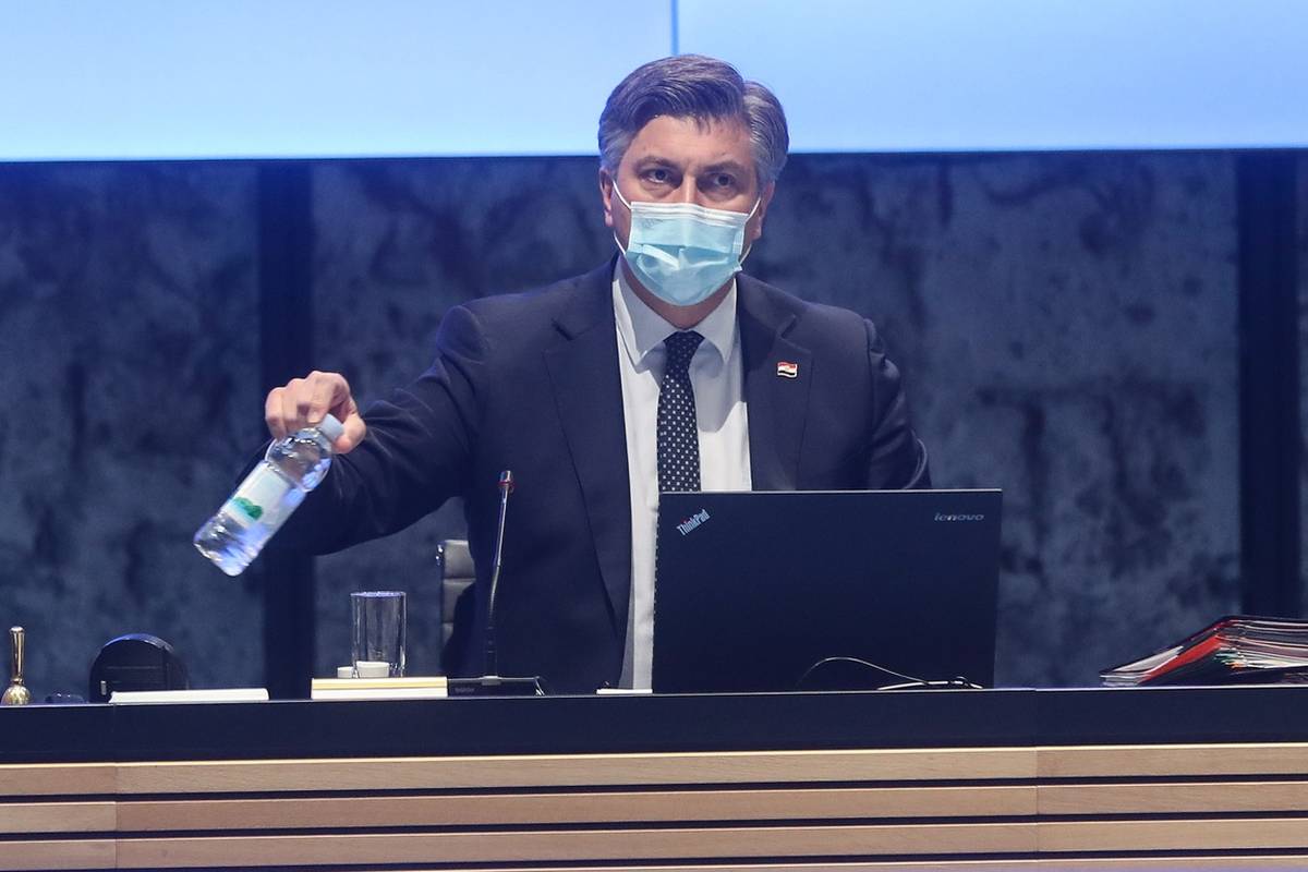 Plenković: U pripremi su nove mjere, Stožer će ih sutra objaviti