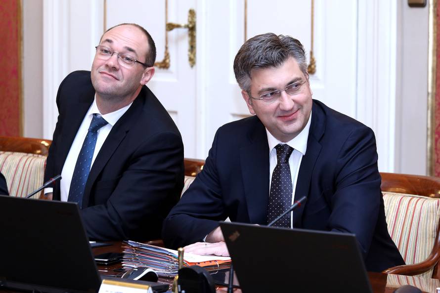 'Vlada će o Ini raspravljati na zatvorenom dijelu sjednice'