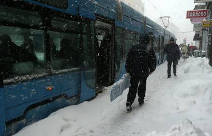Zagreb: Zbog nesreće ne voze tramvaji jednim dijelom Ilice