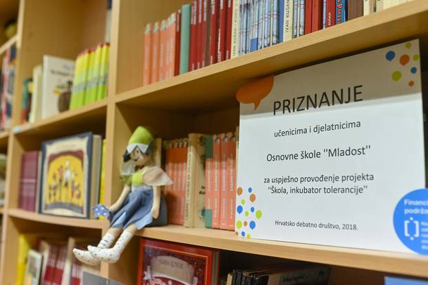 Zagreb: Knjižnica Osnovne skole Mladost