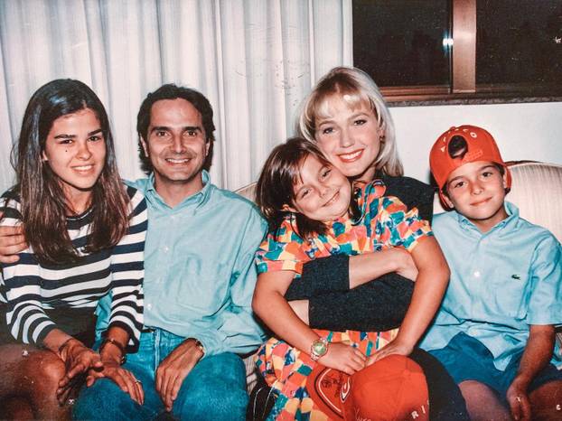 FOTO Ona ljubi F1 prvaka, a s drugim je vozačem dobila dijete